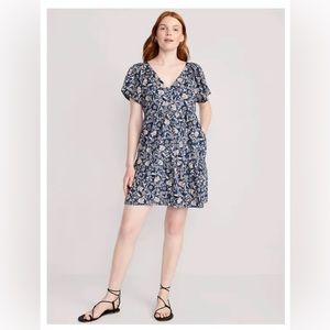 Old Navy Blue Floral V-Neck Tiered Swing A Line Summer Dress, Size Large XL Tall